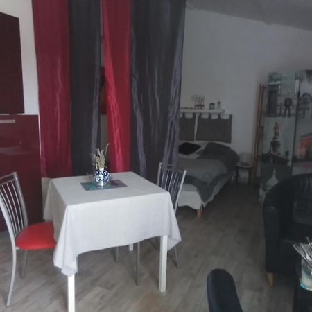 Tiny House Independante Climatisee Moules Экстерьер фото