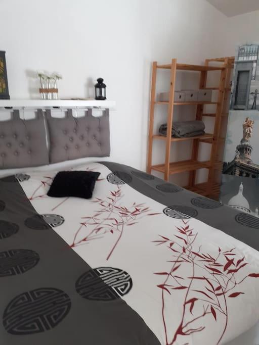 Tiny House Independante Climatisee Moules Экстерьер фото