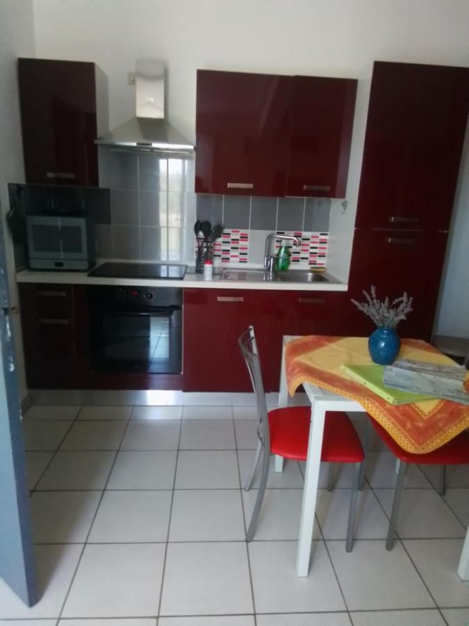Tiny House Independante Climatisee Moules Экстерьер фото